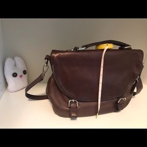 Leather crossbody bag